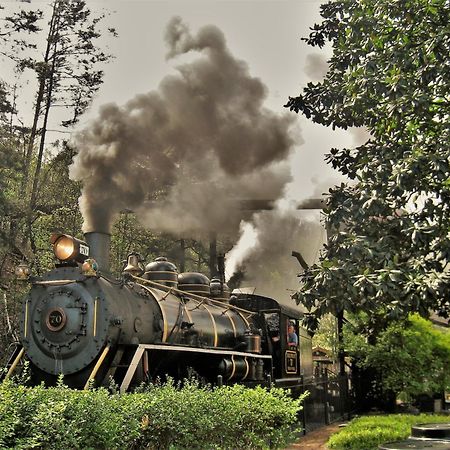 Daya, Hot Tub, Pool Table, 1089 Of Free Attraction Tickets For Each Paid Day, Dollywood And More! Gatlinburg Zimmer foto